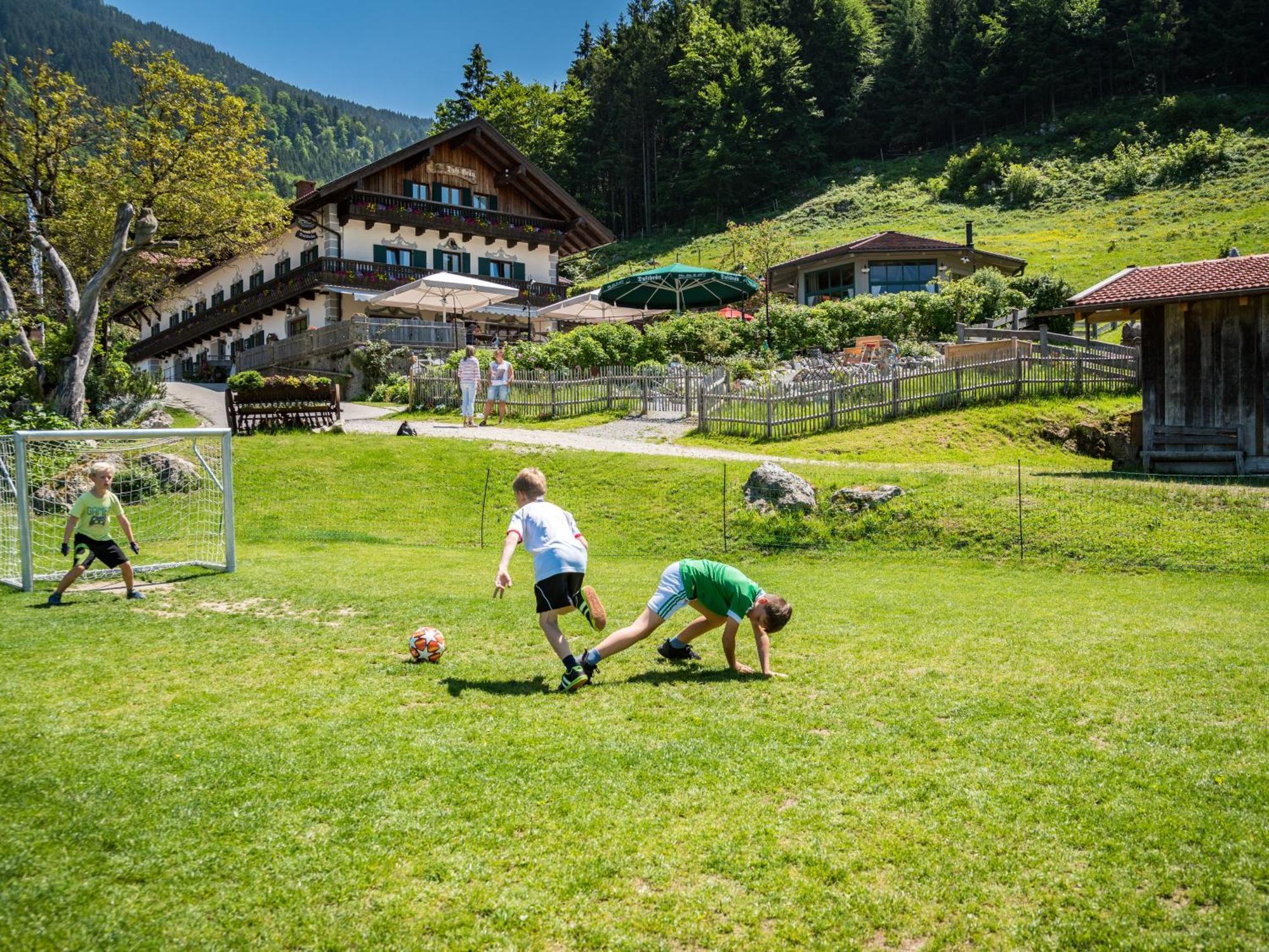 Berggasthof Hotel Duftbraeu I Ruhige Alleinlage I Mitten Im Gruenen Samerberg Buitenkant foto