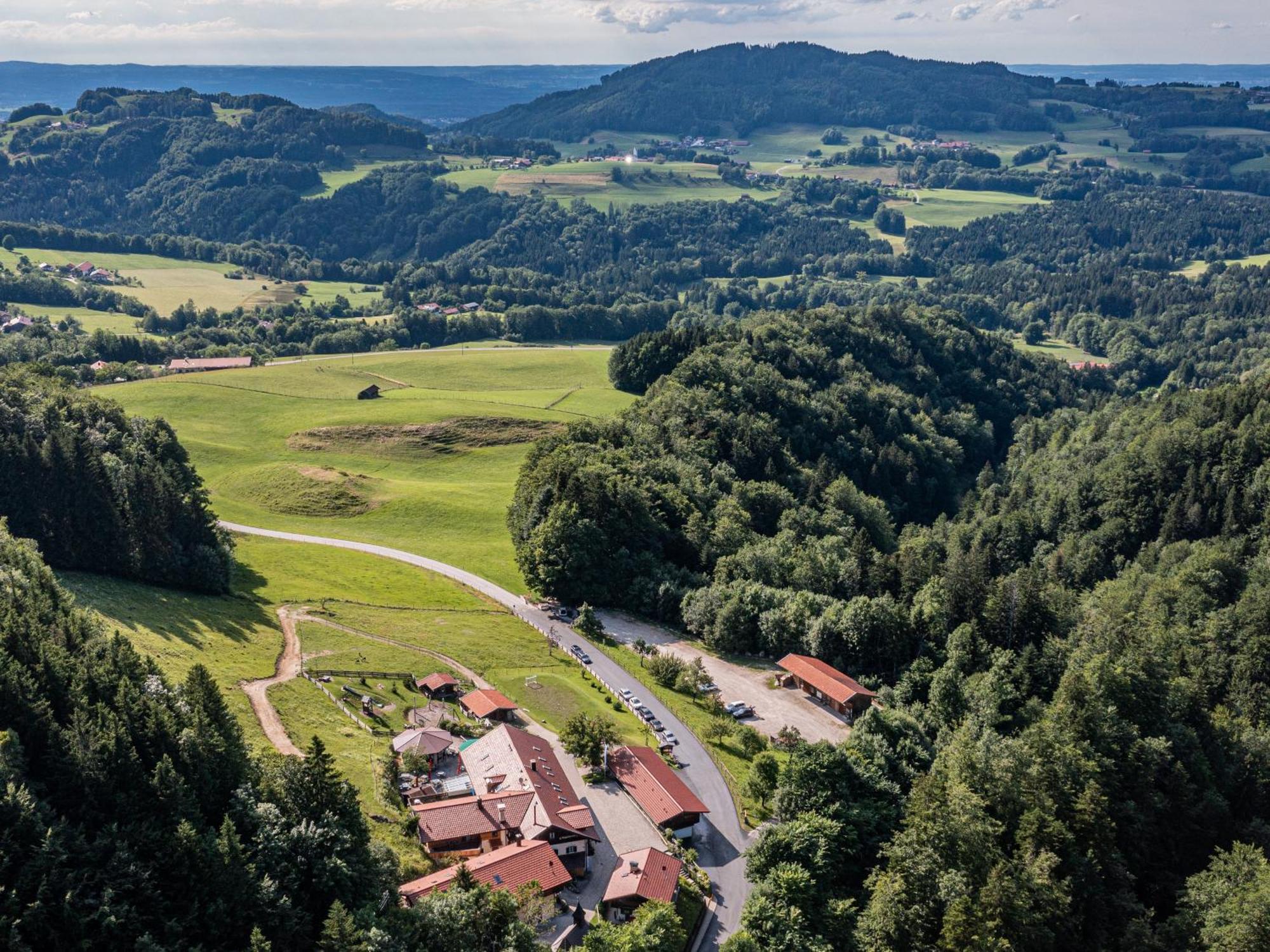 Berggasthof Hotel Duftbraeu I Ruhige Alleinlage I Mitten Im Gruenen Samerberg Buitenkant foto
